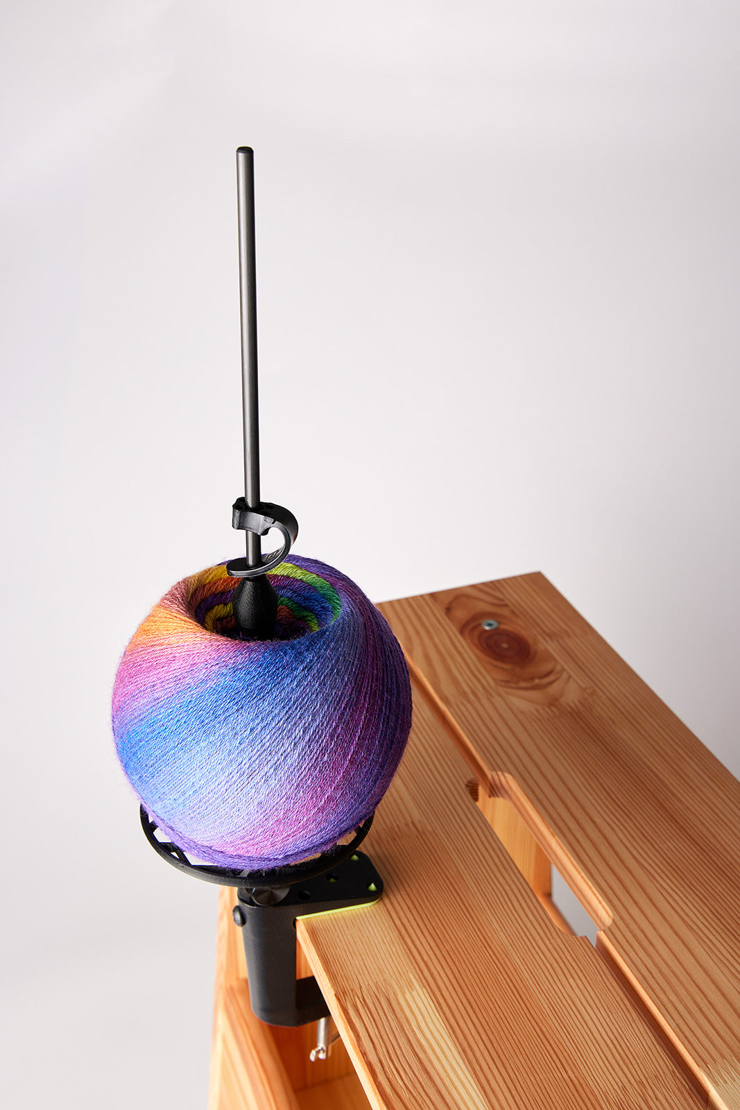 Akerworks Flat-Pack Yarn Caddy & (Magpie) ClampyKate Kit